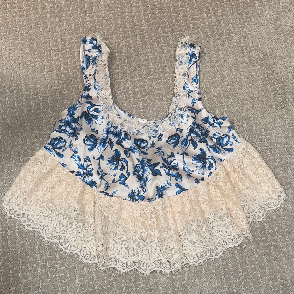 Anthropologie Blue and Cream Floral Lace Tank Top
